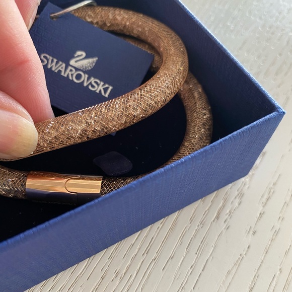 NEW‼️SWAROVSKI STARDUST DELUXE ROSE GOLD CRYSTAL BRACELET and PEN BUNDLE - Picture 6 of 8